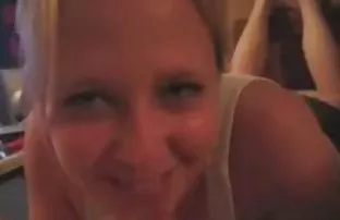 XXX स्त्री पुरुष समागम तरूणी लॅटीना शॉवर