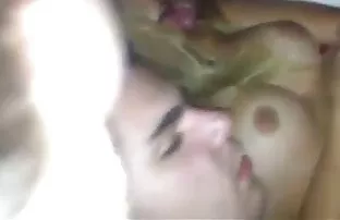 XXX दूध स्तन मैत्रीण ड्राइव्हस् तिच्या वेडा