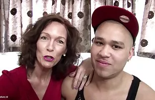 XXX वडील बलात्कार मुलगी आधी prom