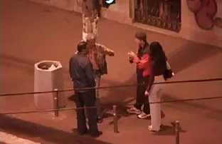 XXX बहीण विरोध, पण तो मदत नाही