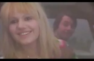 XXX चालू अश्लील आणि सुरु रशियन स्त्री पुरुष समागम वर गालिचा