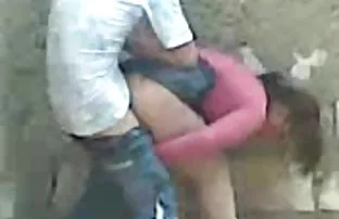 XXX गट अश्लील वेडा दासी