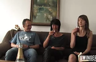 XXX भाऊ बर्न एक बहीण लिंग तिच्या मित्र