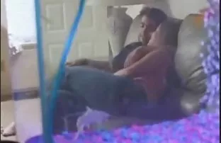 XXX सुंदर दिसत दरम्यान गोड मूखमैथून