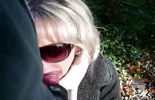 XXX मसाजर fucked त्याच्या क्लायंट आणि एक लज्जतदार वीर्यमई करणे