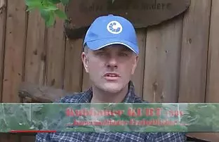 XXX चोखणे लिफ्ट मध्ये कोणाचे लक्ष नाही लोक