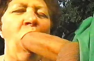 XXX वेदना अनुभव एकाच मुलीशी दोघांनी संभोग करणे