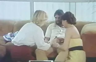 XXX Immobilized मुलगा बलात्काराच्या आई आणि बहीण