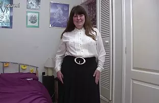 XXX विचारतो धाकटी बहीण चाटणे गांड नितंब