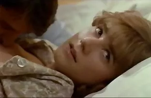 XXX एकाच वेळी एकाच मुलीशी दोघांनी संभोग करणे प्रौढ जर्मन स्त्री, स्टॉकिंग्ज मध्ये