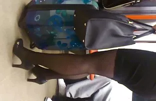 XXX भुकेलेला स्त्री पुरुष समागम माणूस fucked मुलगी बीच वर