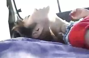 XXX स्त्री पुरुष समागम एक टॅक्सी मध्ये एक तरुण सहकारी प्रवासी